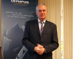 Dr. Rolf Kr�ger-Sehm, Head of Working Group �Roughness Measuring Methods�, Physikalisch-Technische Bundesanstalt, Brunswick, Germany.