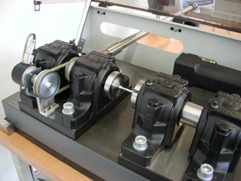 AZoM - Metals, Ceramics, Polymer and Composites : Cornering Fatigue Testing Machines from Zwick GmbH