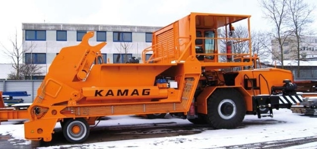 Displacement measurement on slag transporter