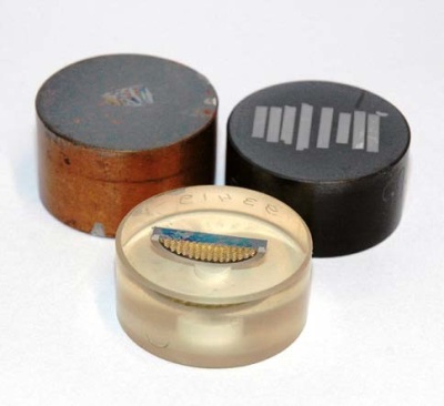 Samples embedded in a resin BSE Mode of ß-processed Ti-6-4