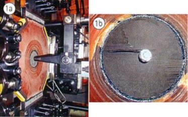 Investigation of the loading of a bolt in a specimen under biaxial stress.