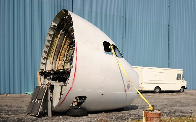 An airplane cockpit cut away from the fuselage