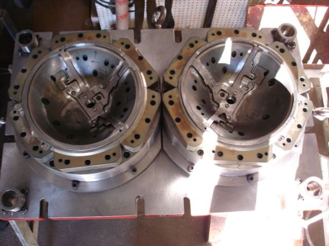 Advantages of Using Jet Edge Abrasive Waterjet System