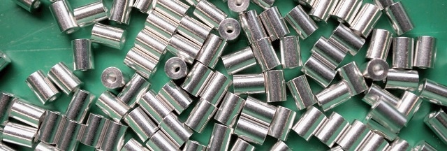 Nickel electroplating is used for connections, plugs, contacts, etc. A highly uniform coating thickness is not essential in these areas.