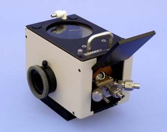 Praying Mantis™ shown with its High Temperature Reaction Chamber.