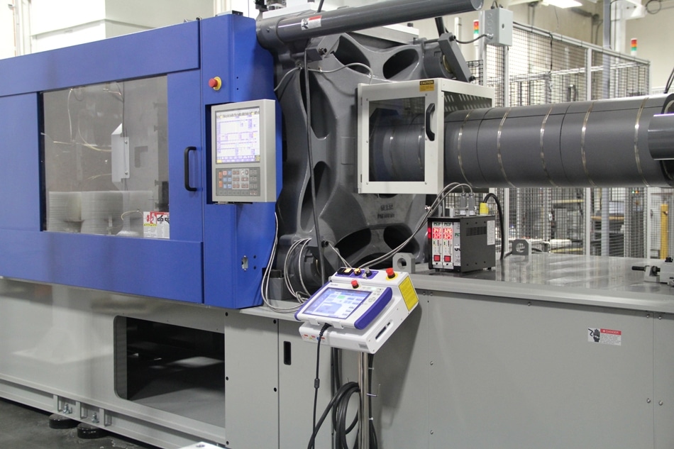 Three new 500-ton molding presses are robotically equipped.