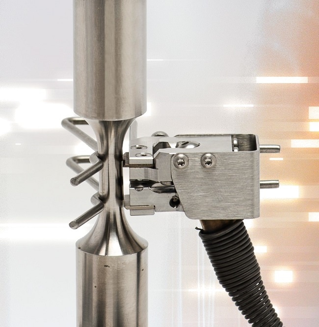 High temperature extensometer