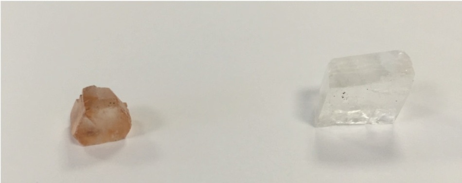 Photographic image of aragonite (right) and calcite (left) crystals