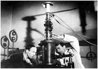 transmission electron microscope