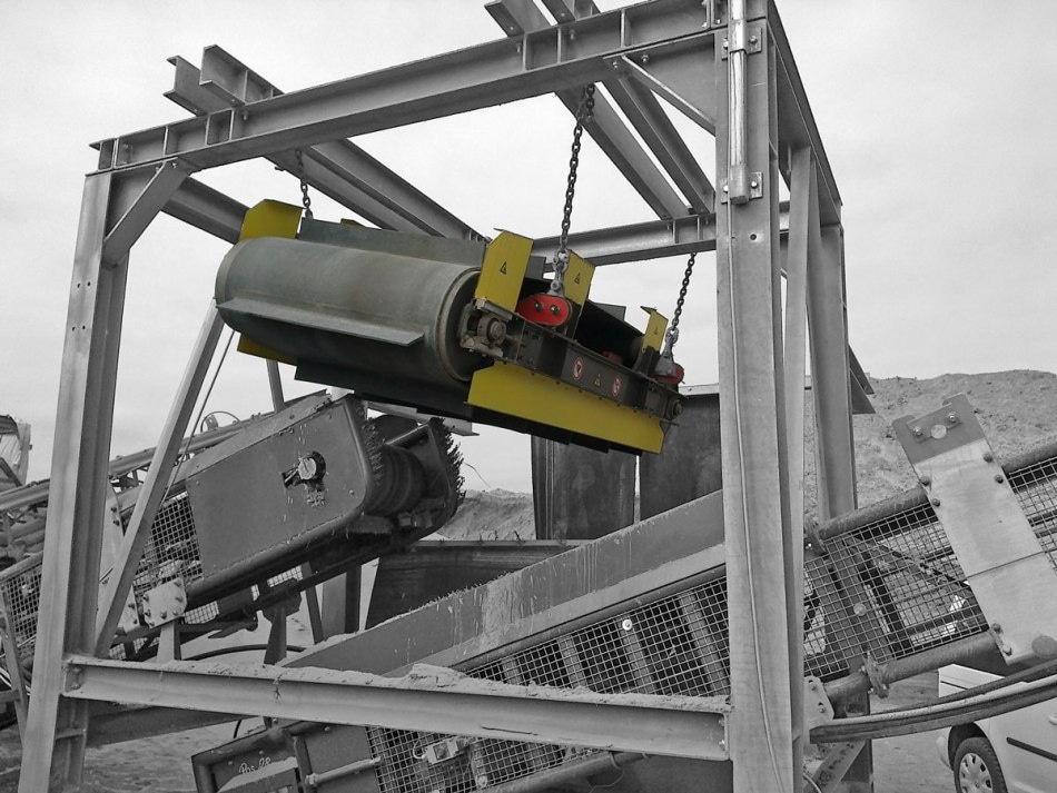Separation and recovery of ferrous metals