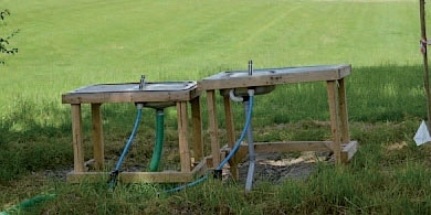 A network of pipes distributes water from underground reservoirs to hundreds of hand basins and taps around the site.