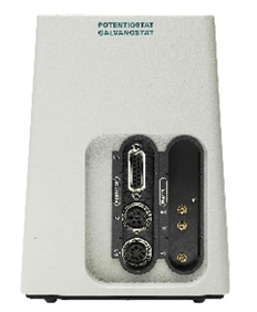 The Metrohm-Autolab PGSTAT204, with the FRA32M module.