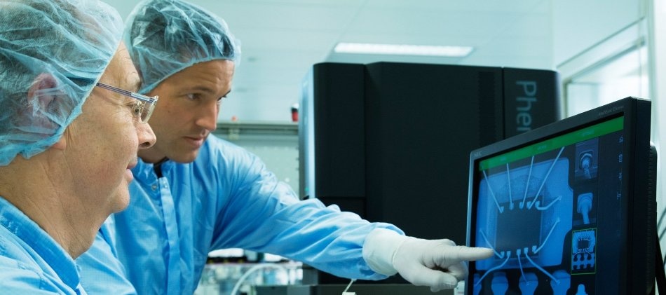 This article aims to aid the selection of an SEM which suits your requirements. Perhaps you need more SEM capability, or you have a floor model SEM but require a new one which is faster and less complex, or you outsource your SEM.