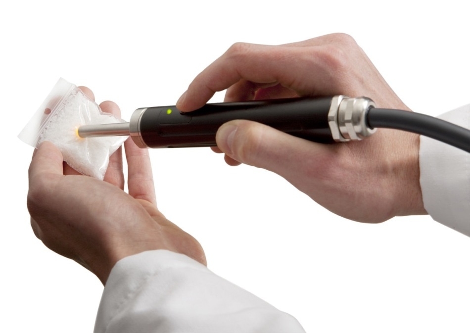 ACC3-8001 pen probe used to identify raw material