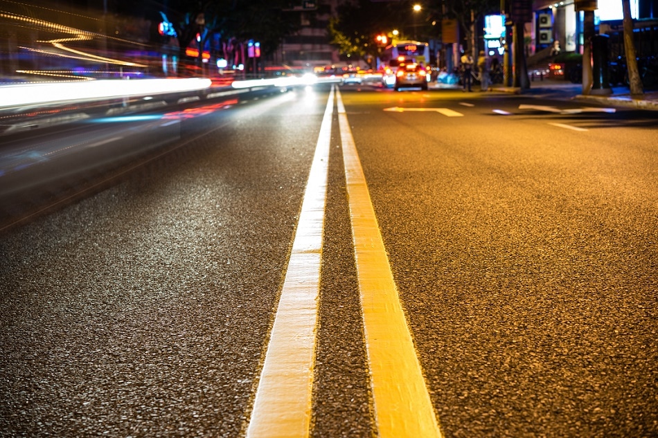 Using Glass Bead Composite Paints for Reflective Roads