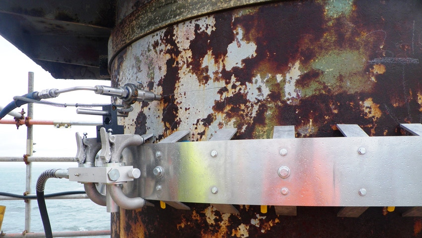 Aquablast cut 70 mm heavy plate steel contactor towers into smaller cylindrical sections.