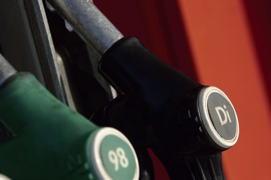 sulfur content of petroleum-based fuels