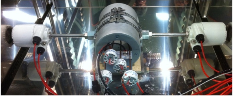 Experimental measurement setup in a climate chamber to measure the precision and response time of the TSP341-N.