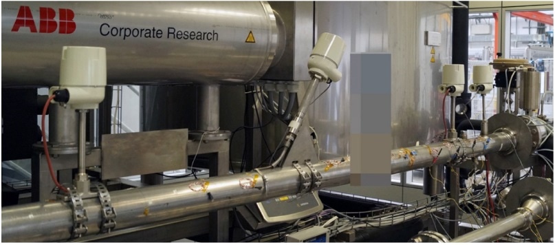 Measurement setup for comparison of noninvasive and classic temperature measurement.