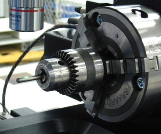 Measurement of small cylindrical corrosion coupon on an NPFLEX.