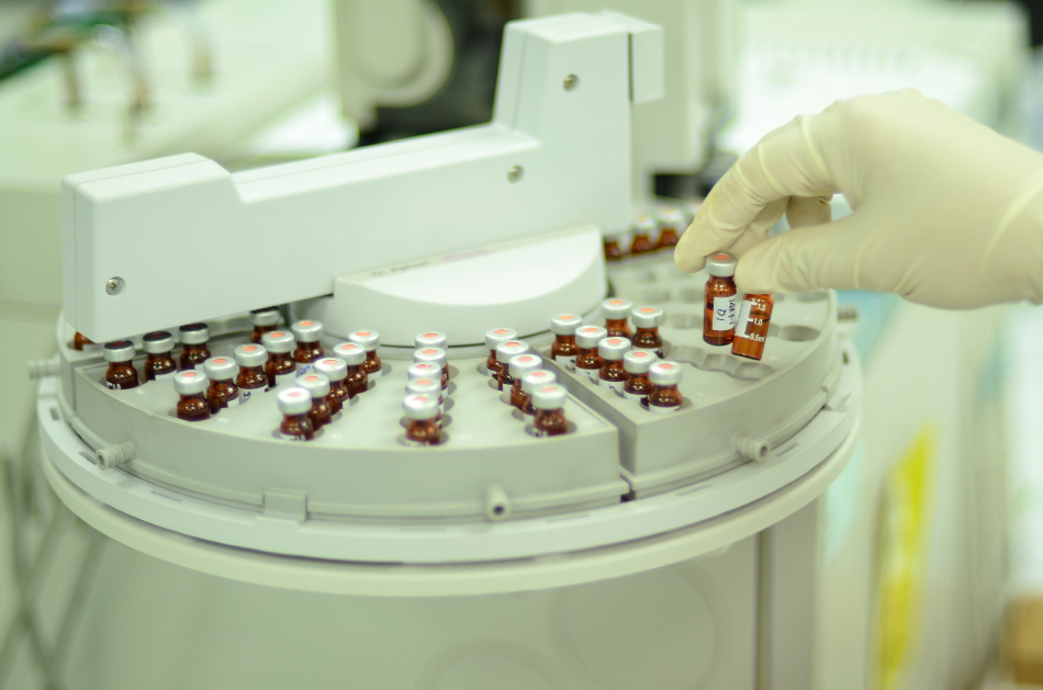 Chromatograph for High Performance Liquid Chromatography (HPLC)