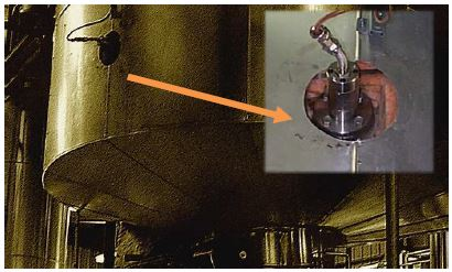 Onsite installation directly on the reactor wall.