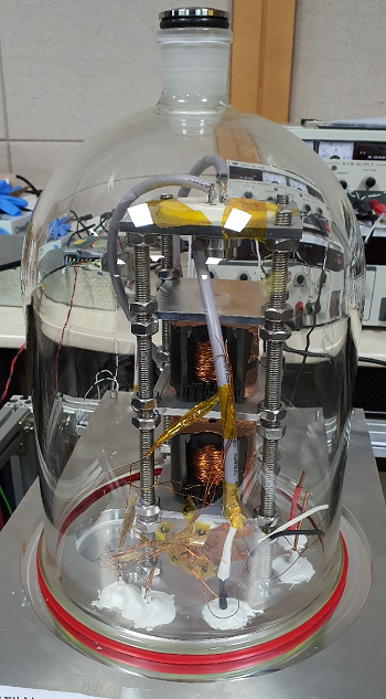 DIY SEM made by university students with the training provided by Coxem