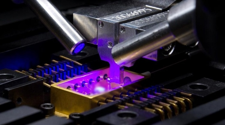 Photonics Testing and Assembly Using Mechatronic Technology