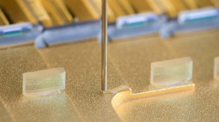 UV epoxy bonding