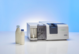 Analysis of milk and liquid milk products with the FT-NIR spectrometer MPA II in combination with the liquid sample module LSM.