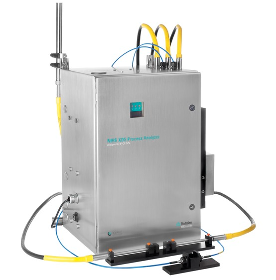 The Metrohm Process Analytics NIRS XDS Process Analyzer, shown here with multiplexer option allowing up to 9 measuring channels. Here, both microbundle (yellow) and single fiber (blue) optical cables are connected, with both a reflectance probe and transmission pair configured.