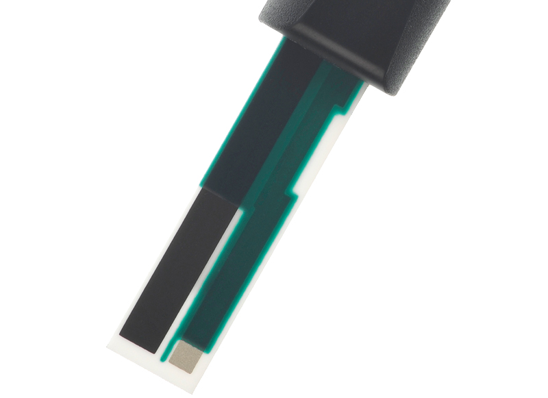 Close-up view of the reference and auxiliary electrode on the rear side of the scTRACE Gold.