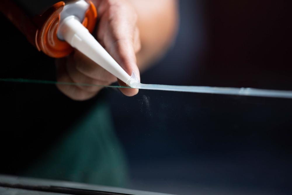 adhesives, sustainable adhesives, cellulose, starch, bio-based adhesives, epoxy, vegetable oils
