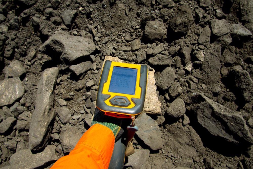 NDT, non destructive testing, archeology, coins