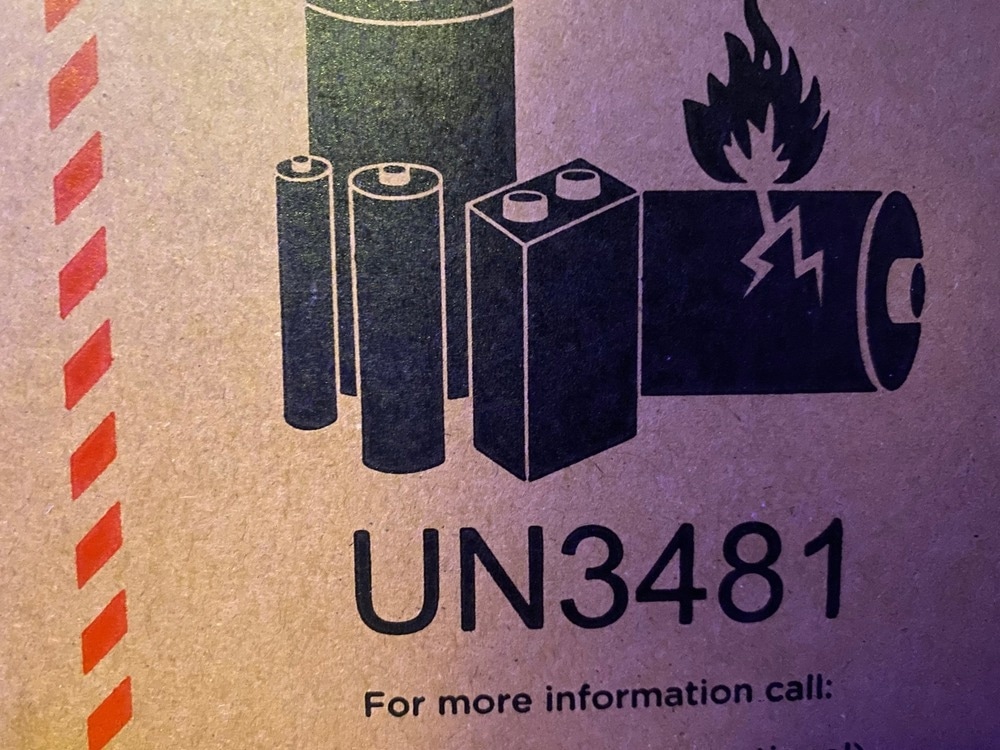 How Can LiFSI Lithium Salts Reduce Battery Flammability, LiFSI lithium salts, flammable batteries