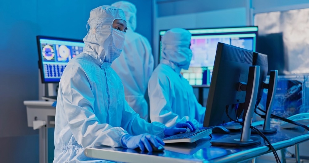 New Aging Test Method for Semiconductor Devices