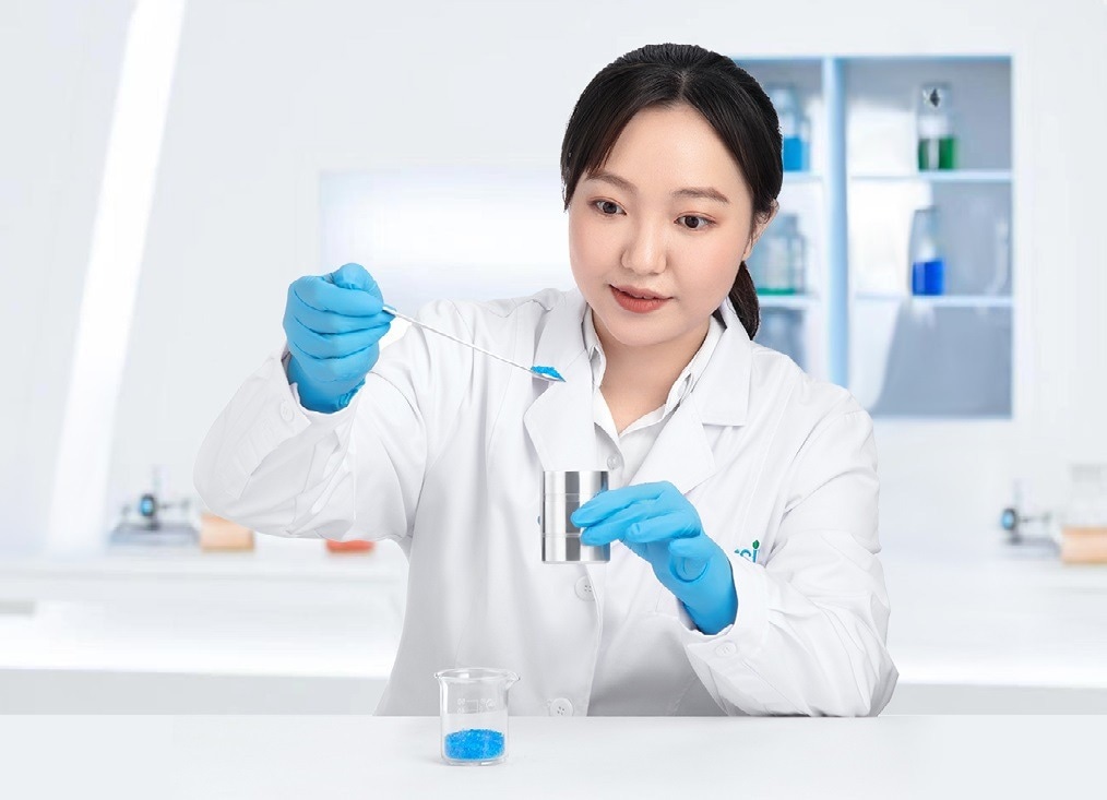 Understanding the Effect of Particle Size on Void Fraction