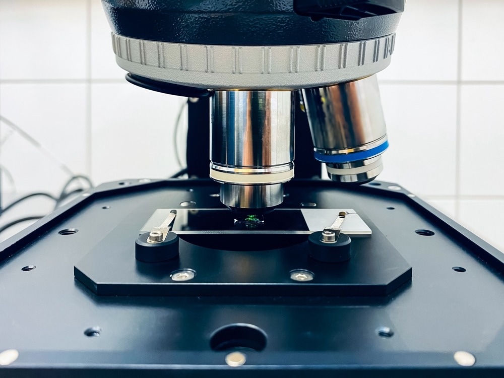 Raman Spectroscopy for Glass and Ceramic Analysis