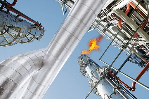 The EU directives for explosion protection play an important role, among others, in the chemical industry. AERZEN always offers suitable solutions with its products.