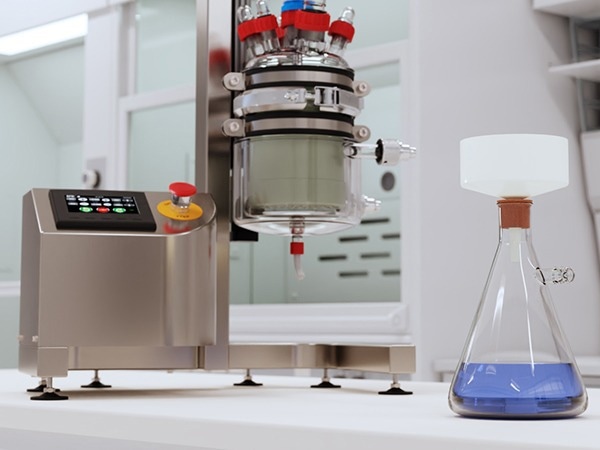 Going the Extra Mile: Why Use Agitated Nutsche Filter Dryers (ANFD) Instead of Büchner Funnels for Solid-Liquid Separation
