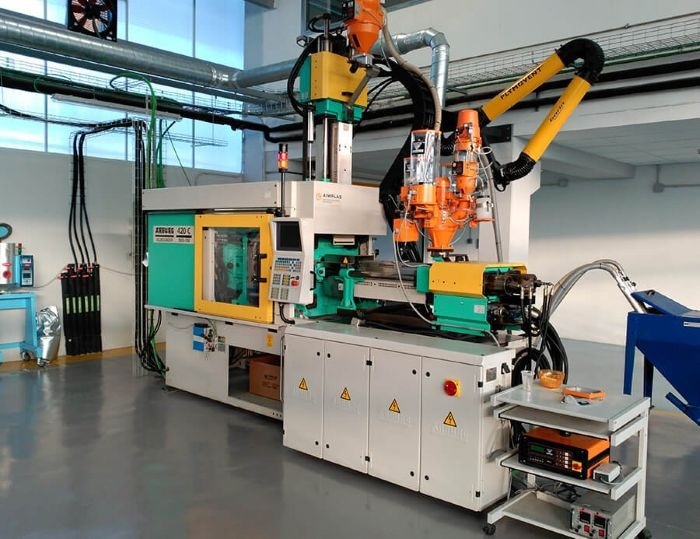 What is Injection Blow Moulding for Plastics?