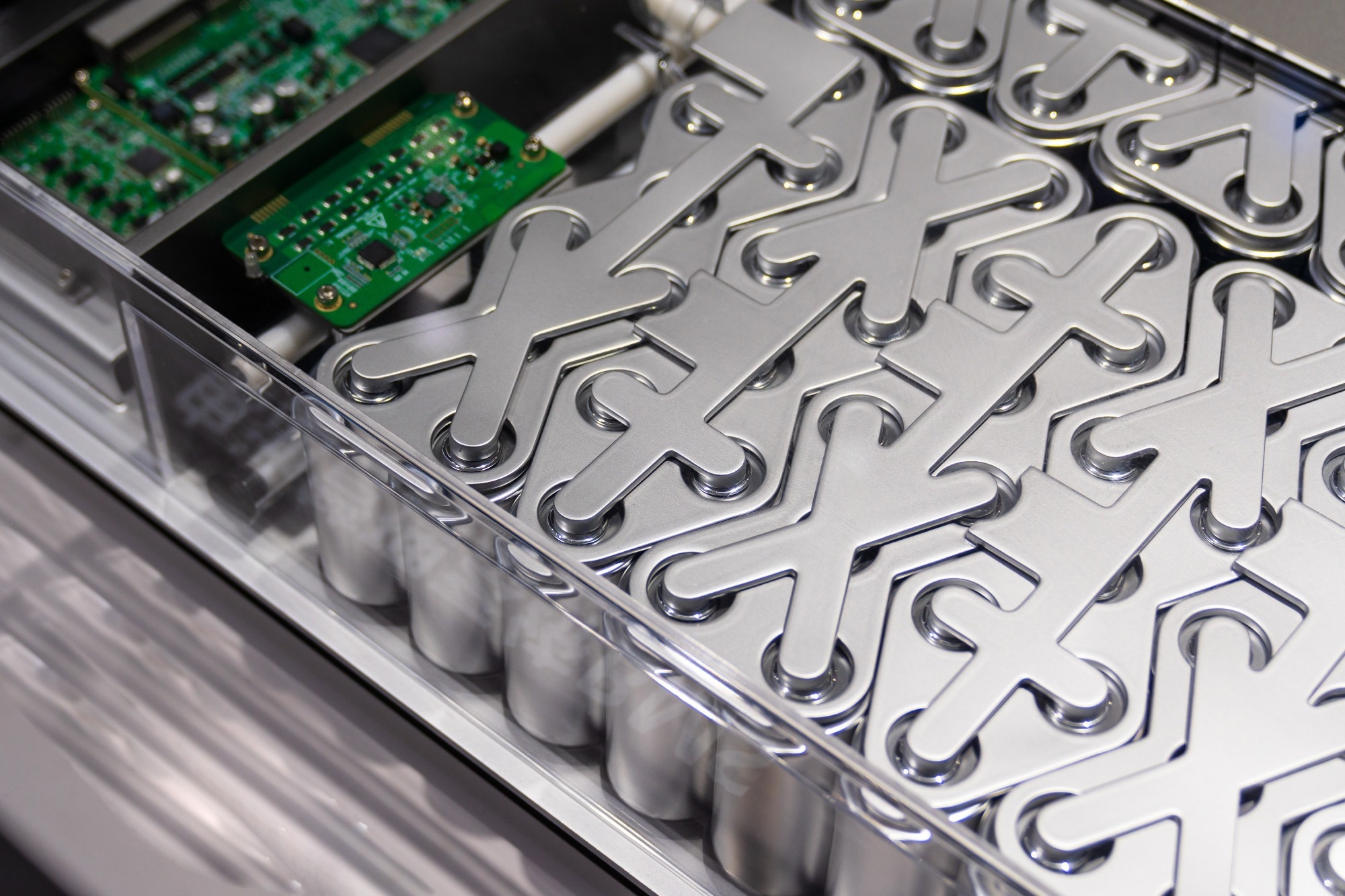 Electric vehicle lithium battery