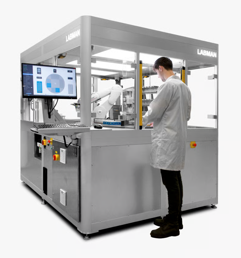 An operator using LBCS, the automated formulation system for Berkeley Lab.