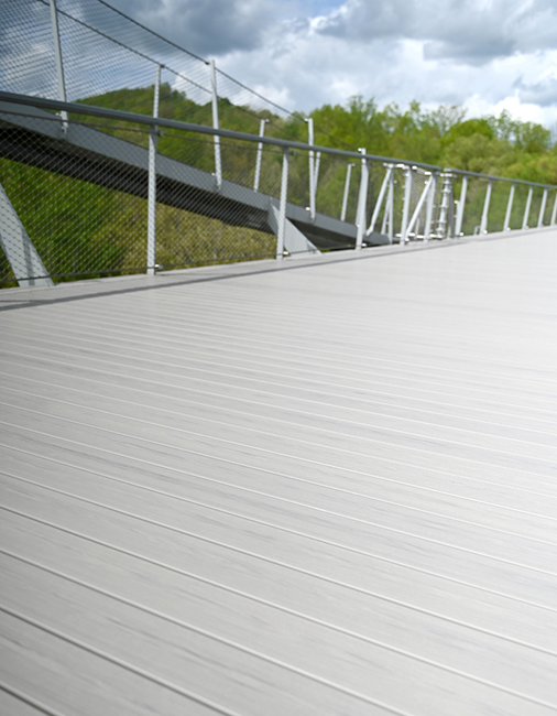 Fiberglass for Landmark Suspension Bridges