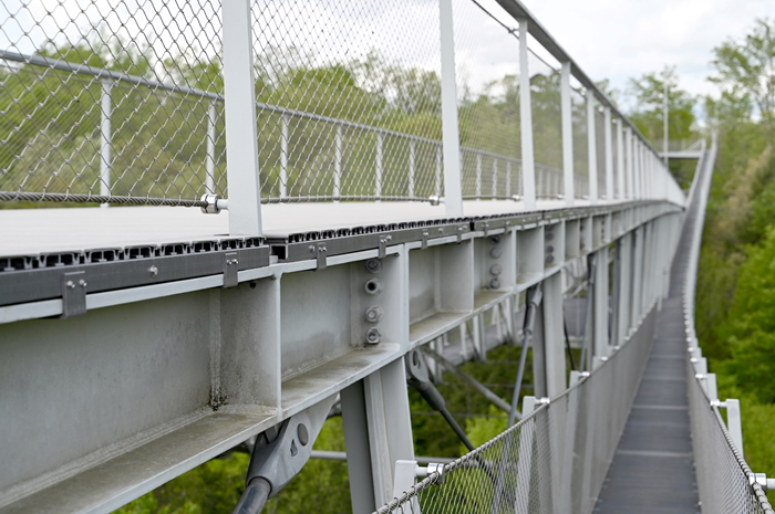 Fiberglass for Landmark Suspension Bridges