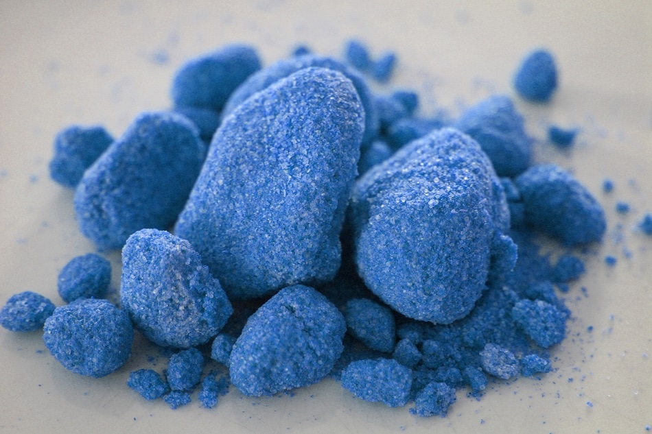 Powder Caking Analysis of the Causes and Solutions to the Caking of Powders