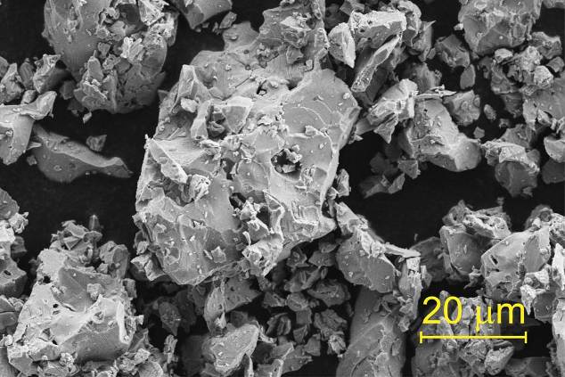 Scanning electron microscopy photograph of a freshly prepared Ga0.9Fe3.1N sample.
