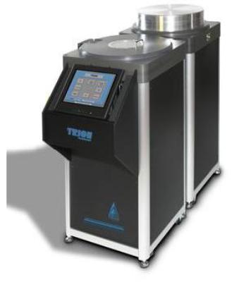The Minilock-Phantom III reactive ion etcher with vacuum loadlock.
