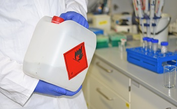 Attenuated Total Reflectance (ATR) Measurement of Volatile Solutions or Solvents