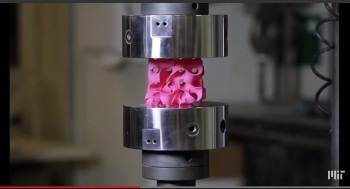 3D Printing Makes Light Weight 'Gyroid' Structures from Polymer Material